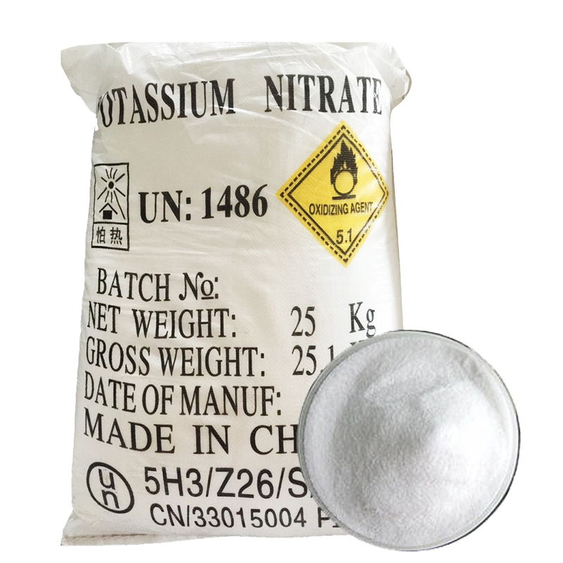 Kaliumchlorid-Nahrungsmittelzusatzstoff in Lebensmittelqualität in Pharmaqualität, weiße Pulverkristalle, gelöst in Wasser, Wirkstoffklasse-Granulat